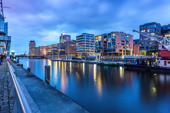 Hafencity - Sandtorhafen - Hamburg