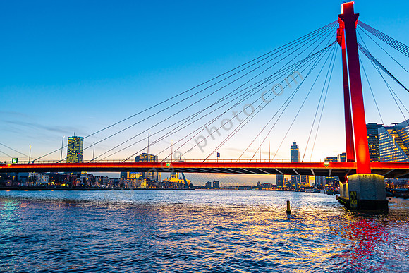 Willemsbrug-Brücke im Rotterdam