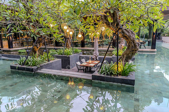 Parkanlage im “The Apurva Kempinski Bali”