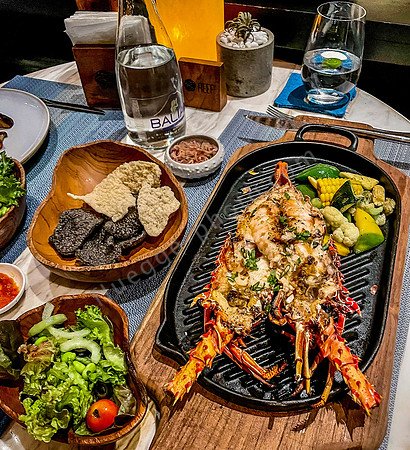 Restaurant “Reef Beach Club” im “The Apurva Kempinski Bali”
