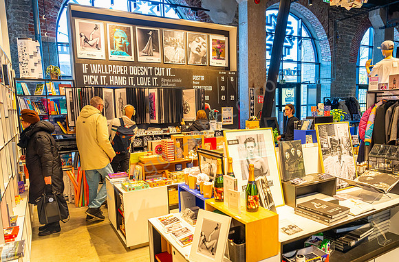 Shop im Museum "Fotografiska" in Tallinn