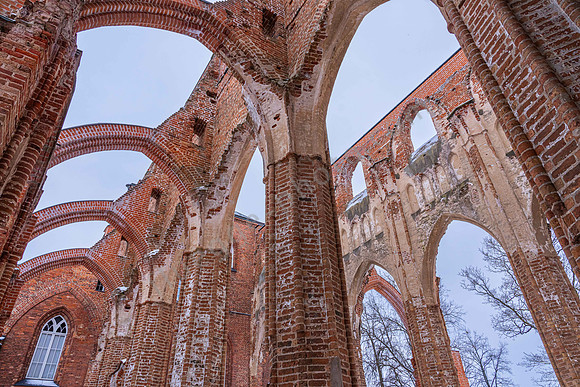 Ein Wahrzeichen der Stadt: Ruine des Doms in Tartu