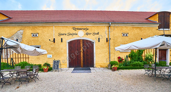Schloss und Gut Lomnitz