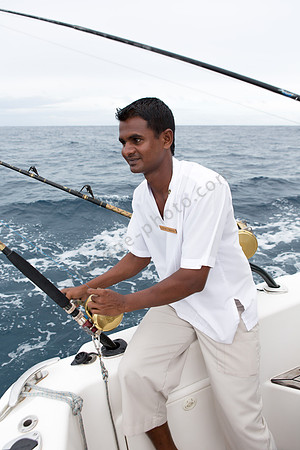 Skipper Wisham prüft das Angelgerät