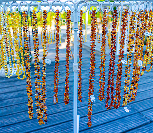 Bernstein Ketten auf der Strandpromenade Usedom