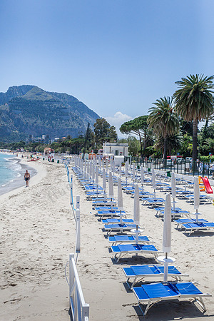 Strand von Mondello bei Palermo.