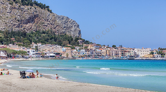 Mondello bei Palermo.