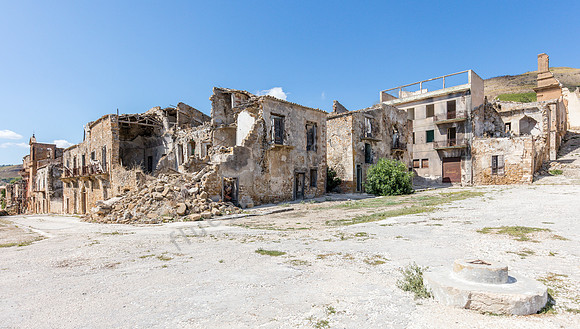 Ruinenstadt Poggioreale
