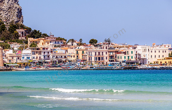 Mondello bei Palermo.