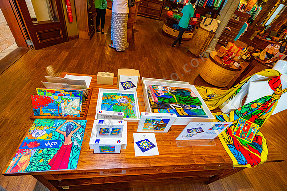 Kunstausstellung im Dinarobin Hotel