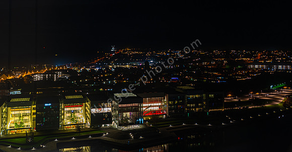 Moderne Architektur am Als-Sund bei Nacht