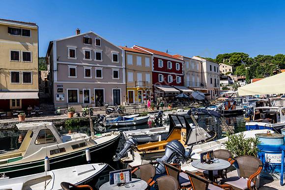 Hafen des Örtchens Veli Lošinj auf der Insel Lošinj