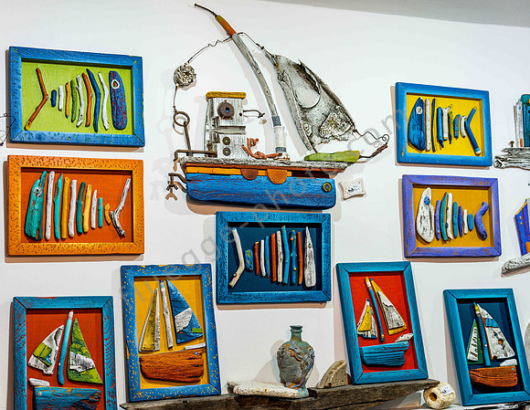 Kunst aus Treibgut von Marko Mrakovčić auf der Insel Krk