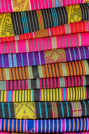 Tais-Markt mit traditionellen Stoffen, Dili, Ost-Timor
