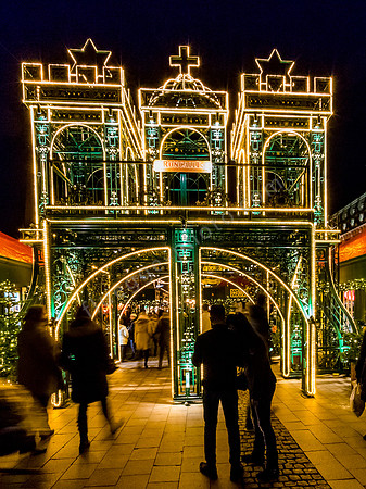 Hamburger Weihnachtsmarkt am Rathaus
