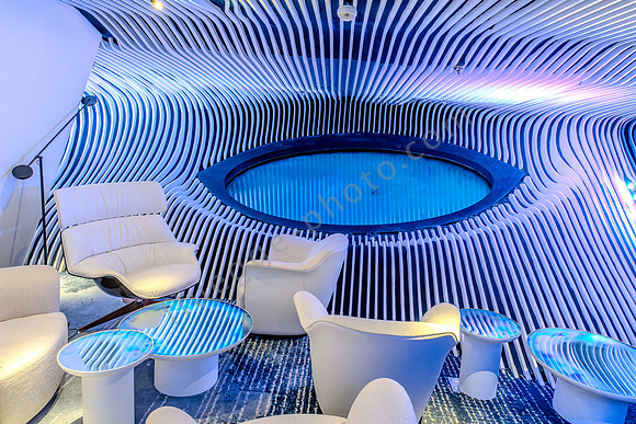 Unterwasser-Bar „Blue Eye“ auf dem Schiff „Le Lapérouse“