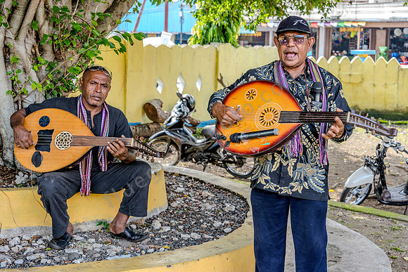 Musikanten in Kalabahi-Alor