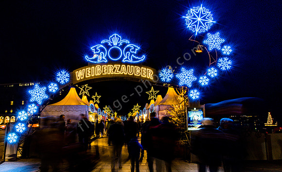 Weihnachtsmarkt "WeißerZauber" am Jungfernstieg